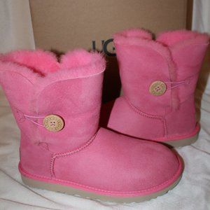 NIB UGG BAILEY BUTTON SUEDE SHEARLING BOOTS PINK‎